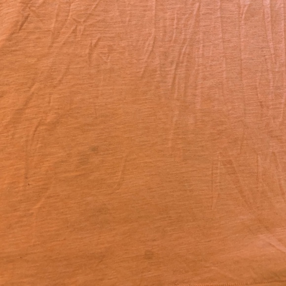 PINK T-shirt. Size large. Gently worn - Picture 3 of 3